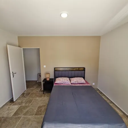 펜션 Petit Paradis 생트 앙토낭